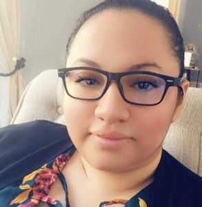 Meet your Posher, Antonia